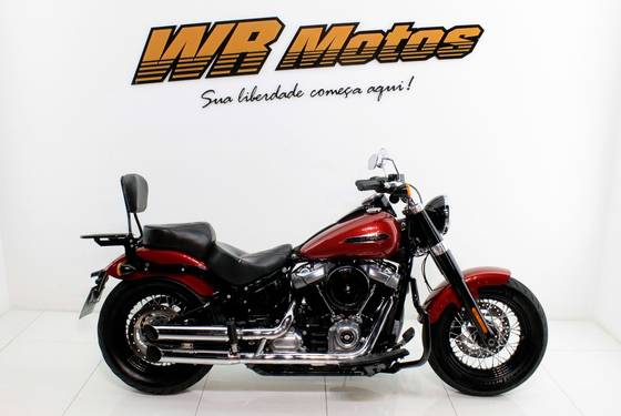 HARLEY-DAVIDSON SOFTAIL SLIM 